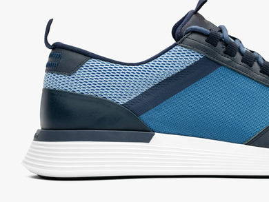 Mens Crossover™ Victory Trainer - Fair gray-white  View 36