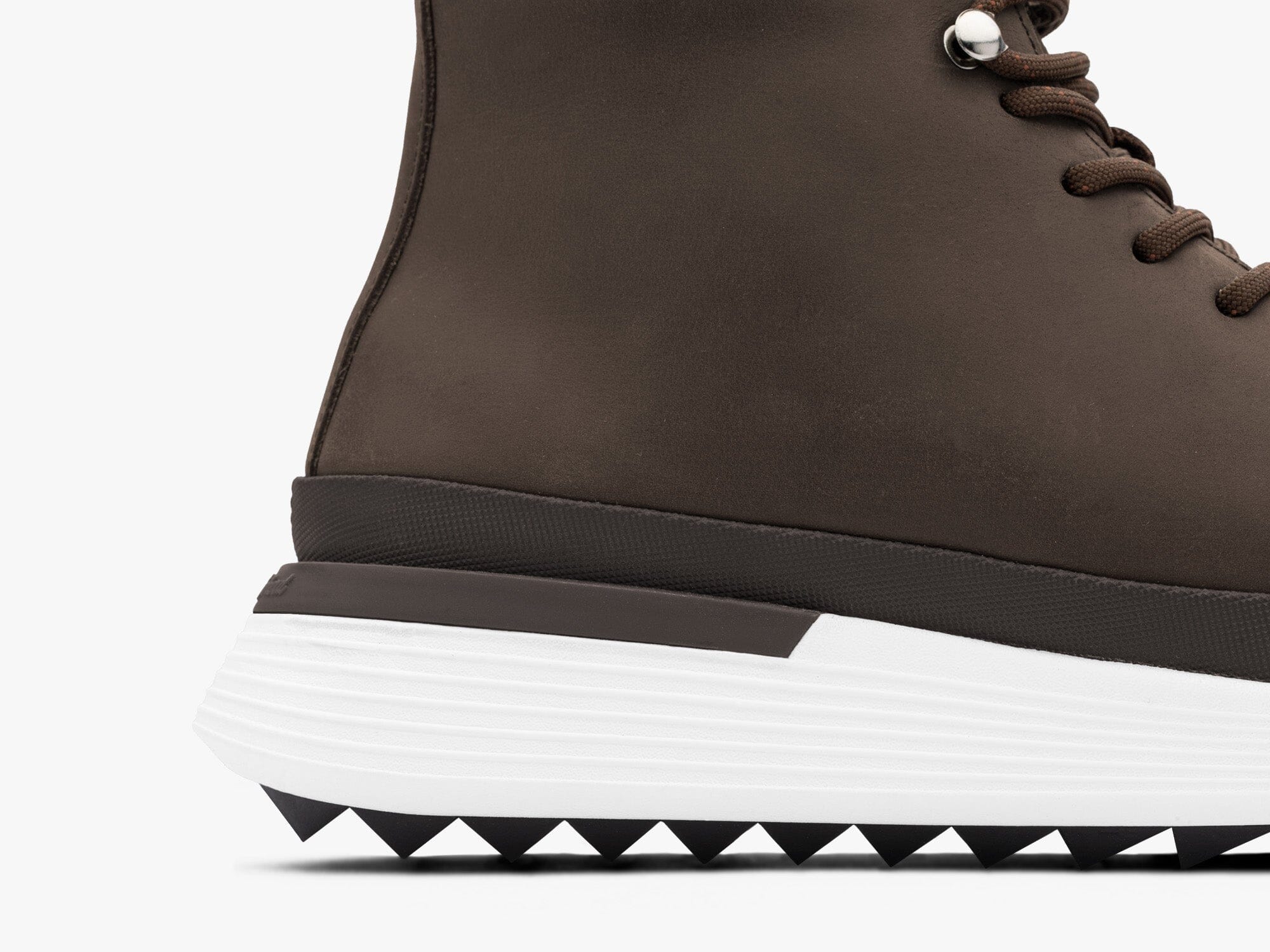 Crossover™ City Hiker | Last Call | Wolf & Shepherd – Wolf