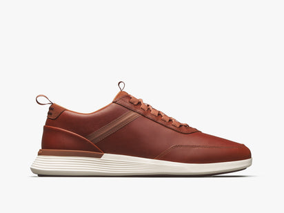 Mens Crossover™ Victory Trainer - Fair Caramel / Off-White  View 1