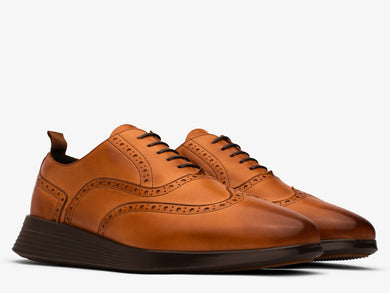 Mens Crossover™ Wingtip - Excellent honey-oak  View 16