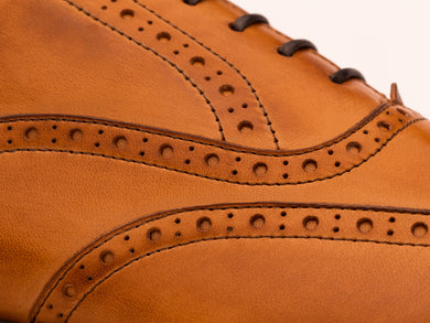 Mens Crossover™ Wingtip - Excellent honey-oak  View 13