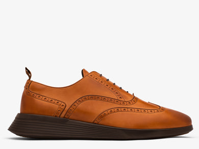 Mens Crossover™ Wingtip - Excellent honey-oak  View 10