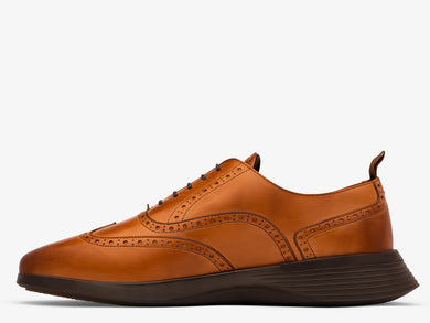 Mens Crossover™ Wingtip - Excellent honey-oak  View 12